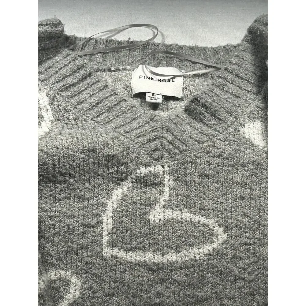 Pink Rose Women’s XS Gray White Heart Fuzzy Knit V-Neck Sweater